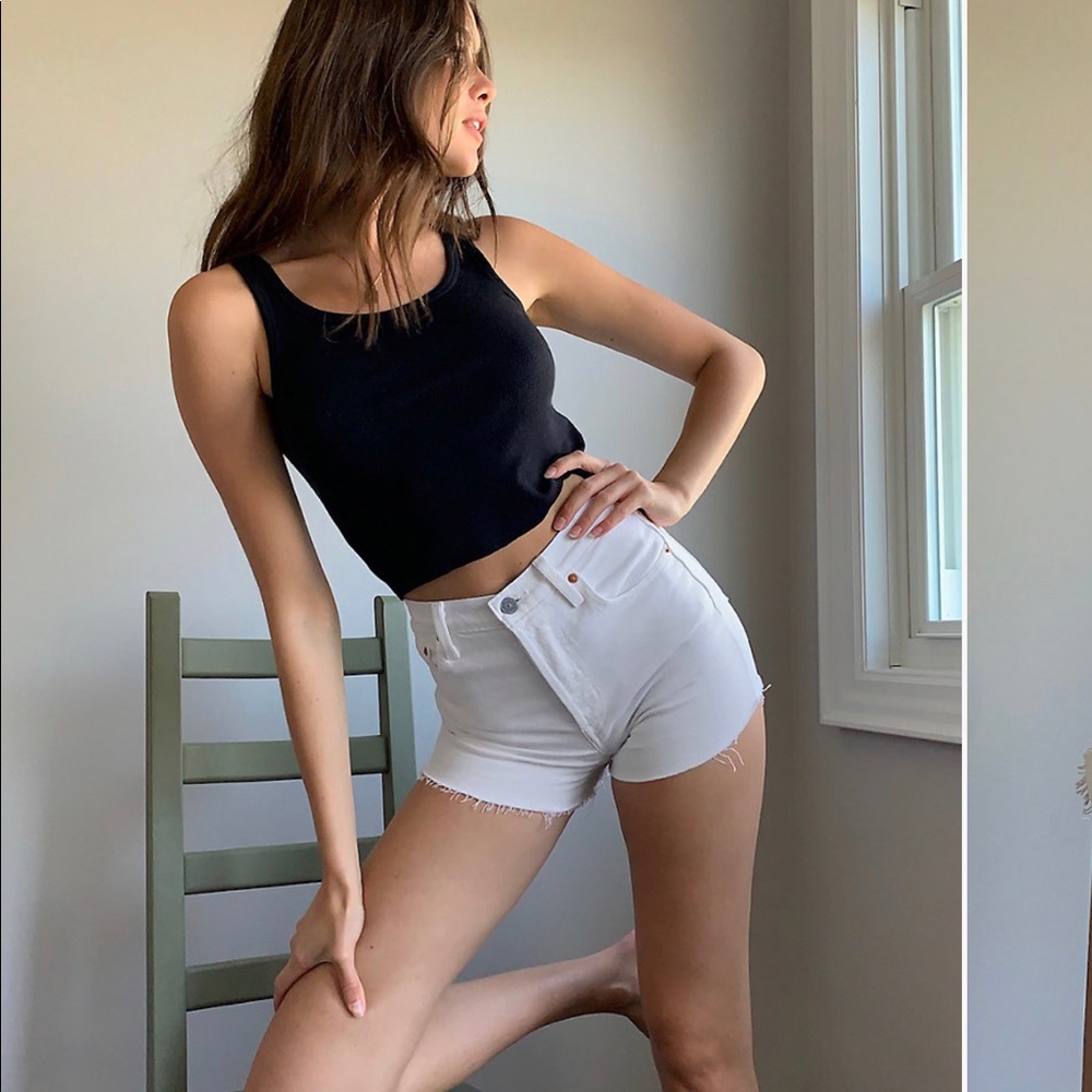 Levi’s Ribcage Shorts New White High Rise Denim - Picture 4 of 4